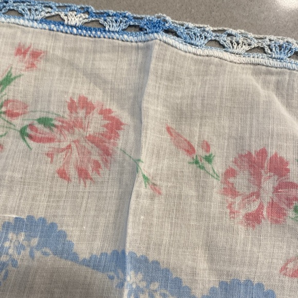Vintage Handkerchief - Picture 6 of 8